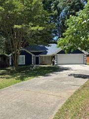 3912 Pleasant Trl, Atlanta, GA 30340