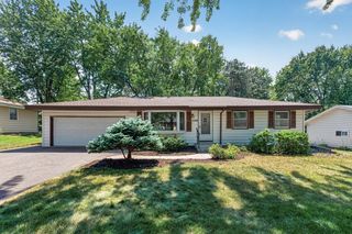 2348 Elm Dr, White Bear Lake, MN 55110