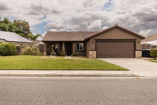 907 Meadow View Road, Hanford, CA 93230