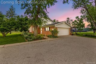 4925 S  Huron River Dr, Flat Rock, MI 48134