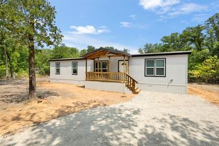 1494 Lynock Ln, Azle, TX 76020