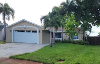 9232 80th Ave, Seminole, FL 33777