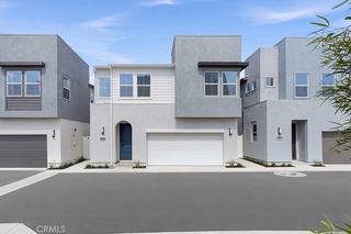 1011 E  Overlook Dr, Orange, CA 92867