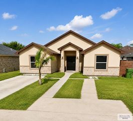 326 Frambuesa Ln, Brownsville, TX 78521
