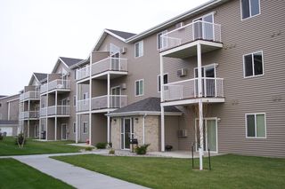 4452 47th St S #208, Fargo, ND 58104