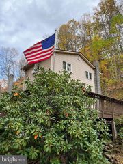 12400 Valen Ln NE, Cumberland, MD 21502