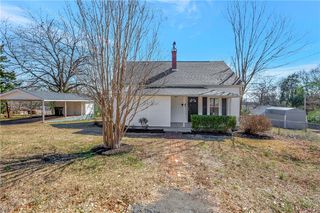 102 League St, Easley, SC 29640
