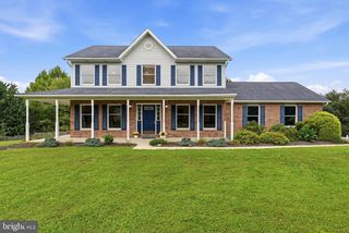 6360 Fireside Haven Dr, Sykesville, MD 21784
