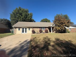 2504 Margaret Lynn Ln, Muskogee, OK 74403