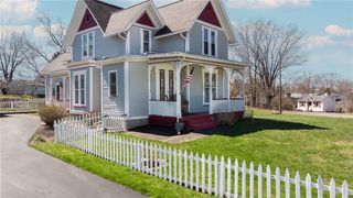 959 Calkins Rd, Rochester, NY 14623
