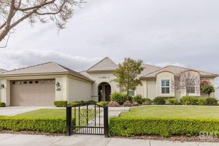 12604 Lanesfield Dr, Bakersfield, CA 93311