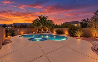 8088 Winchester Bluff St, Las Vegas, NV 89131