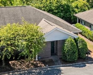 805 Harvard Dr #7B, Auburn, AL 36830