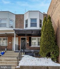 2502 S  Robinson St, Philadelphia, PA 19142