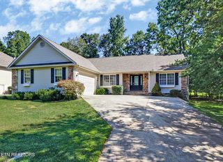 157 Cromwell Ln, Fairfield Glade, TN 38558