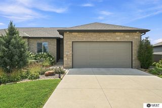 3747 Broadbear Rd, Lincoln, NE 68516