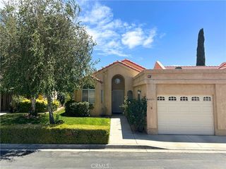 19051 Primrose Ln, Apple Valley, CA 92308