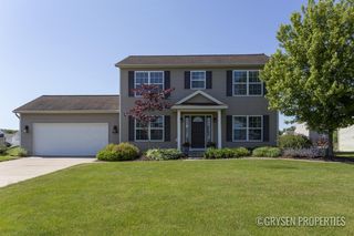 1654 Sunny Glen Dr SE, Caledonia, MI 49316