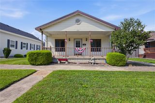 2516 Shelby Ave, Mattoon, IL 61938
