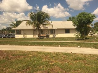 6501 Harbour Rd, Pompano Beach, FL 33068