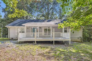 7306 Lucky Ln SE, Acworth, GA 30102
