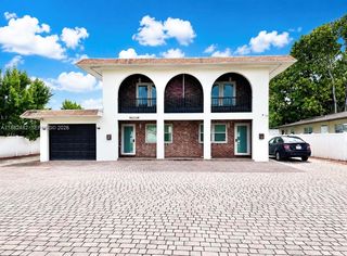 2270 SW 46th Ct, Fort Lauderdale, FL 33312