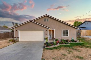 21620 Loop St, Tehachapi, CA 93561