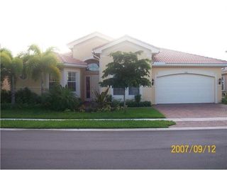 5091 SW 173rd Ave, Hollywood, FL 33029