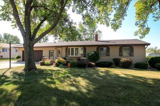 1315 W  Birch Ave, Olivia, MN 56277