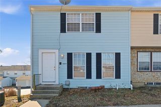 6614 E  128th St, Grandview, MO 64030