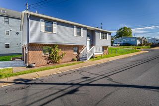 670 Elysian Ave, Morgantown, WV 26501