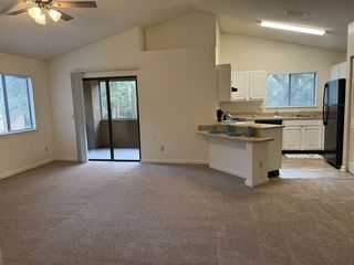 3909 Sunbeam Rd #213, Jacksonville, FL 32257