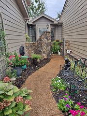 5921 Rainbow Springs Dr, Chattanooga, TN 37416