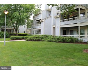 306 Trinity Ct #9, Princeton, NJ 08540
