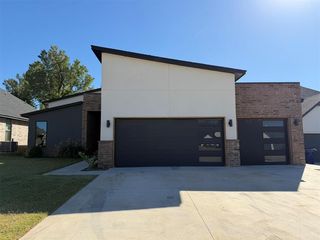 820 Barajas Ter, Mustang, OK 73064