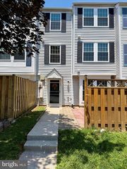 407 Palmtree Dr, Gaithersburg, MD 20878