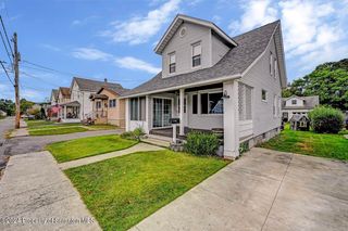 516 Short Ave, Peckville, PA 18452