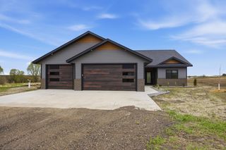14360 Leisure Ln, Lake Park, MN 56554