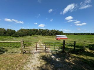 285 Wyatts Cemetery Rd, Drakesboro, KY 42337