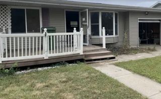 813 E  27th St, Kearney, NE 68847