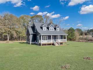 104 Union Ln, Doerun, GA 31744