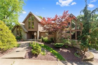 725 Acorn Ln, Clairton, PA 15025