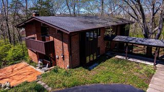 210 Beechpoint Dr, Oxford, OH 45056
