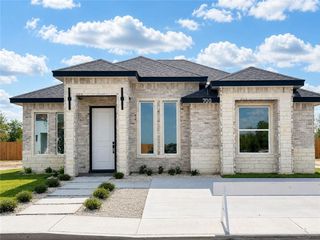 700 E  Sadie St, Edinburg, TX 78541