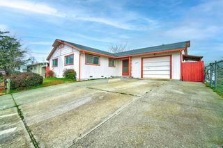 13446 N Marina Village, Clearlake Oaks, CA 95423