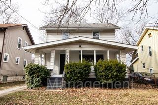 638 Plum Ave, Akron, OH 44305