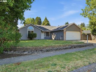 601 E  Oxford St, Newberg, OR 97132