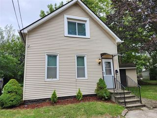 3517 E  44th St, Cleveland, OH 44105