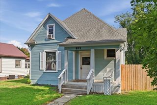 811 W  Summit Ave, Shenandoah, IA 51601