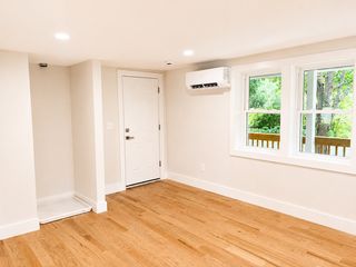 10-12 H St, Turners Falls, MA 01376